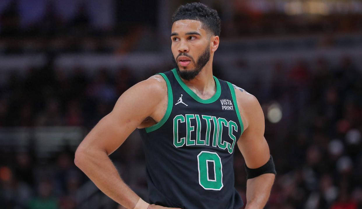 KAIYUN-关于塔图姆迎来三赛季高光表现，SKT球迷沸腾！的信息